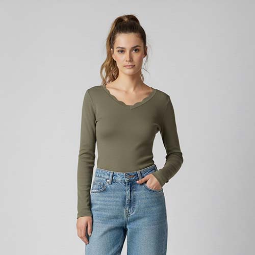100 Merino Wool Sweater Women's