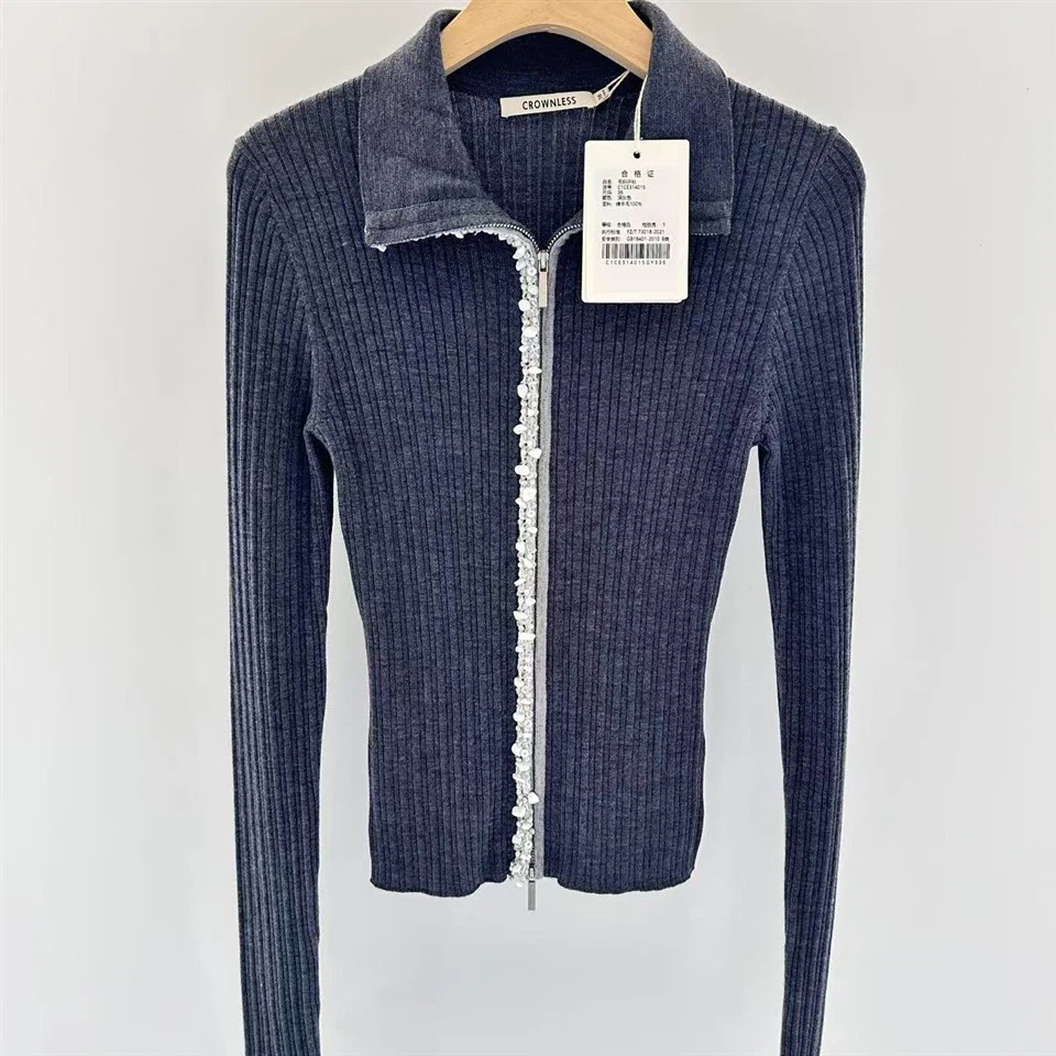 Trendy Women’s Designer Coat Trendy Women’s Designer Coat